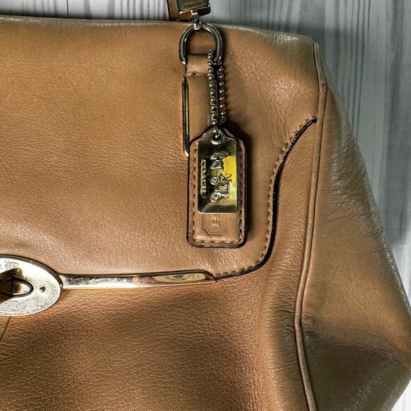 Coach Madison 25169 East West Front Flap Turnlock Satchel Camel & Pink  (READ) - Picture 13 of 16